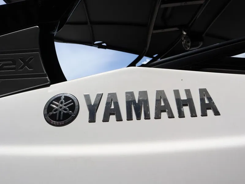 Slide: The Image of Yamaha 242X 2017 - 7