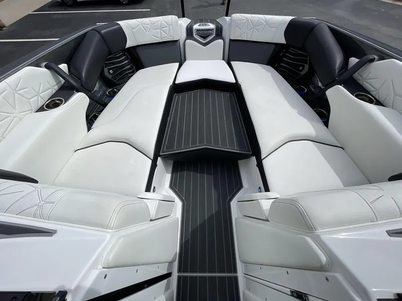 Slide: The Image of Luxurious interior of 2023 Nautique Super Air Nautique G25 Paragon boat. - 31