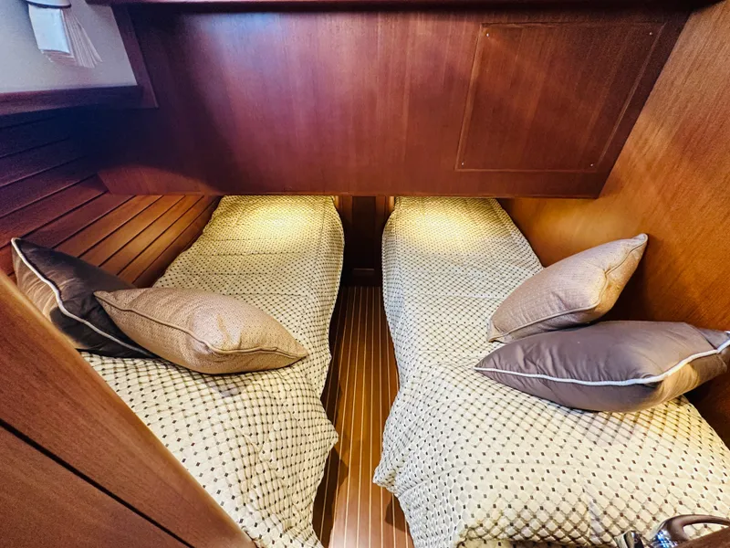 Slide: The Image of Grand Banks 46 Eastbay SX 2014 - 50