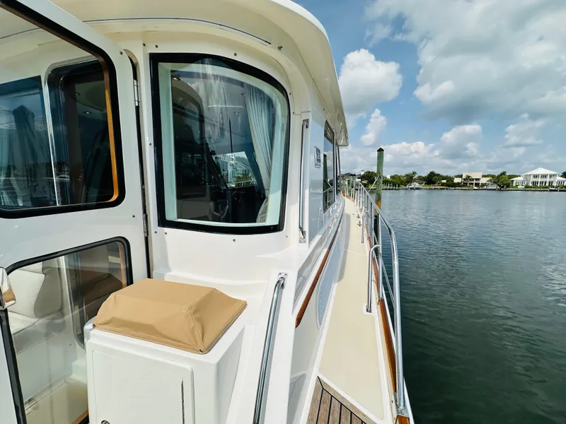 Slide: The Image of Grand Banks 46 Eastbay SX 2014 - 59