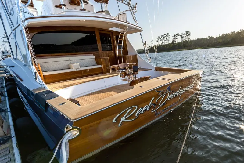Slide: The Image of Jarrett Bay 84 2021 - 27