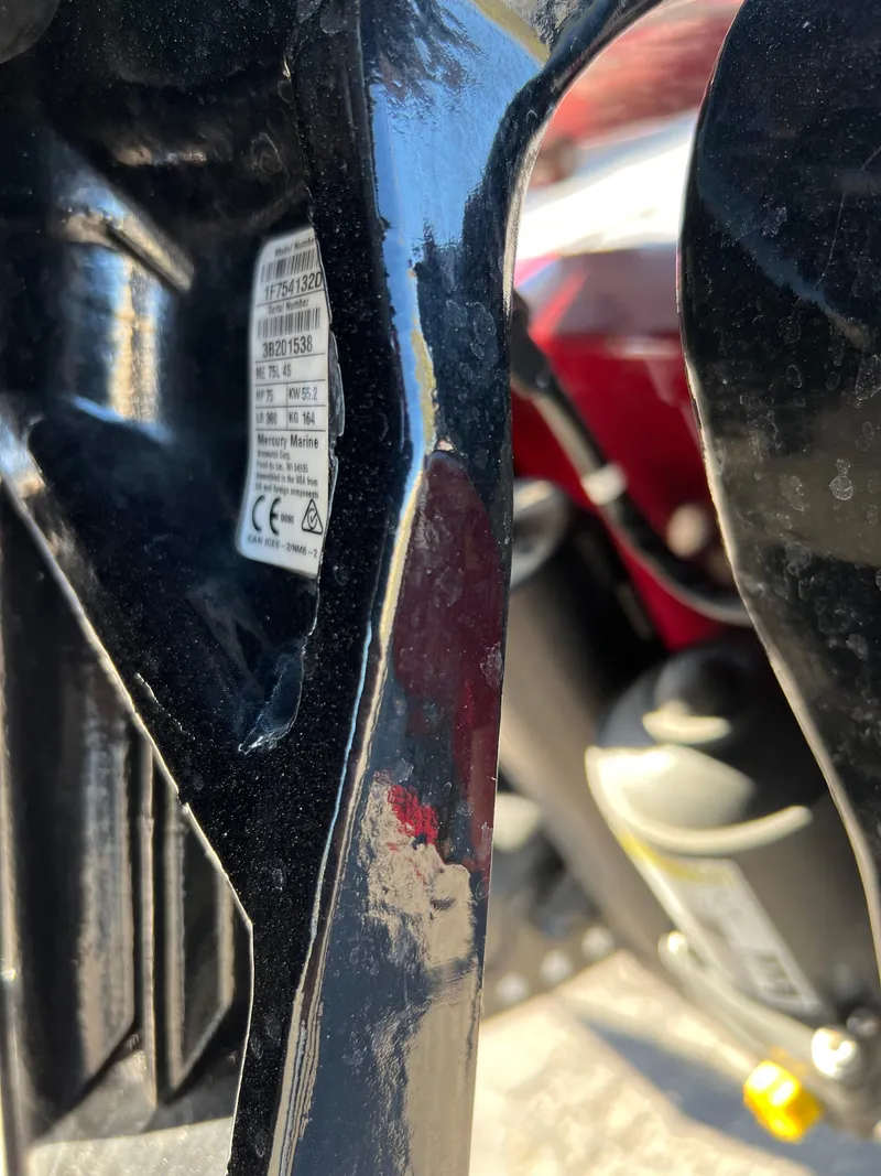 Slide: The Image of Close-up of a 2022 Bass Tracker Pro Team 175 boat component. - 24