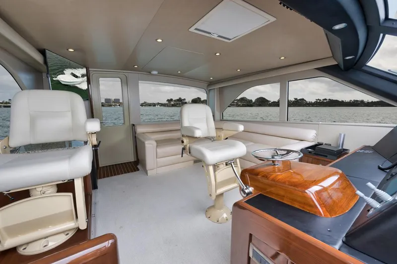 Slide: The Image of Viking 52 Smooth Operator - Helm Seats - 10