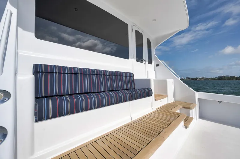 Slide: The Image of Viking 52 Smooth Operator - Cockpit, Mezzanine Seatinig - 34