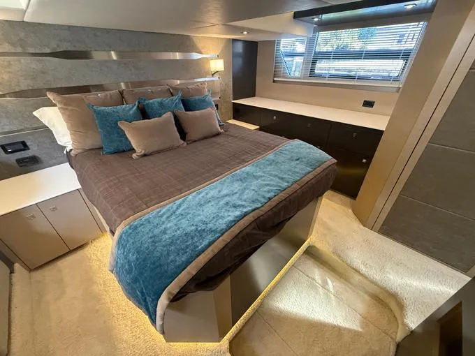 Slide: The Image of Master Cabin Looking to Port - 30