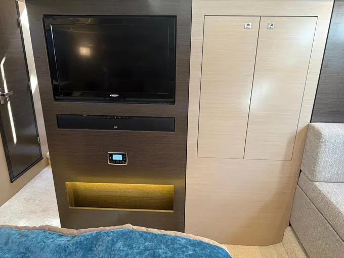 Slide: The Image of Master Cabin Looking Forward - 33