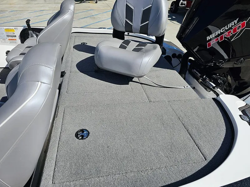 Slide: The Image of Nitro Z18 2023 - 10