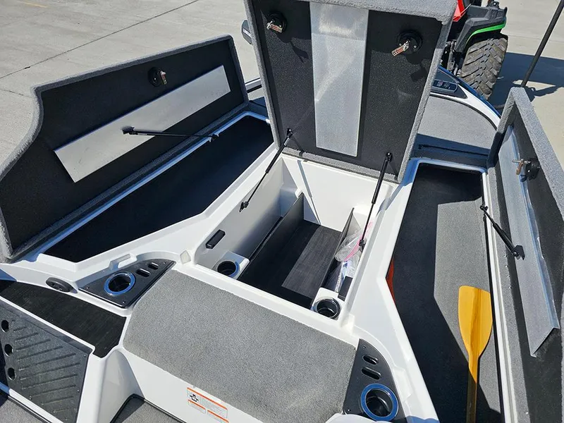 Slide: The Image of Nitro Z18 2023 - 19