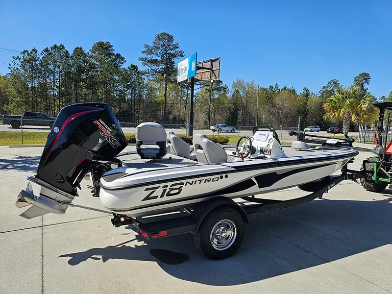 Slide: The Image of Nitro Z18 2023 - 7