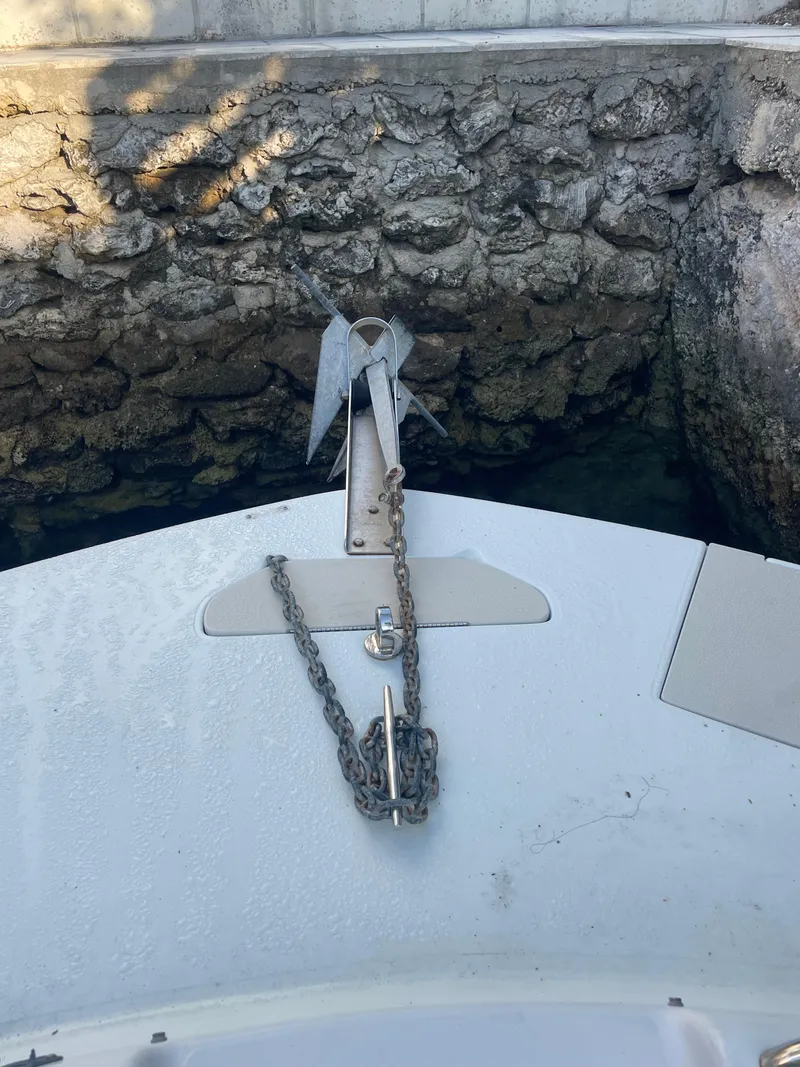 Slide: The Image of Bow of 2000 Hurricane SunDeck 237 OB with anchor and chain. - 2