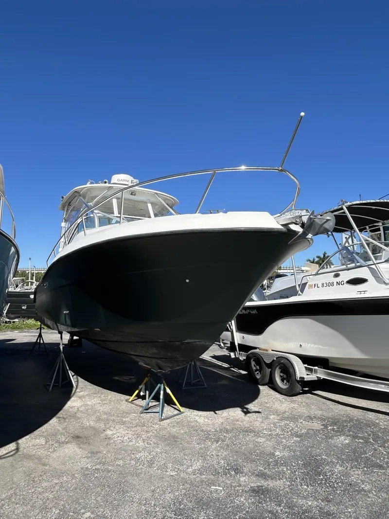 Slide: The Image of 2007 Hydra-Sports 2900 VX boat on trailer under clear blue sky. - 32