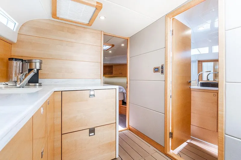 Slide: The Image of Galley/Head view - 38