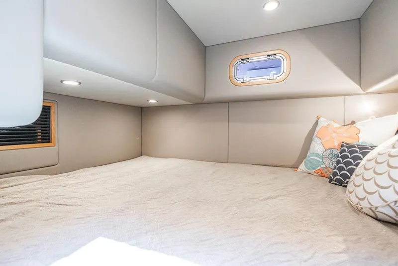 Slide: The Image of Guest stateroom - 47