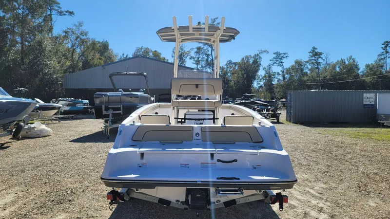 Slide: The Image of Yamaha 195 FSH Sport 2025 - 4