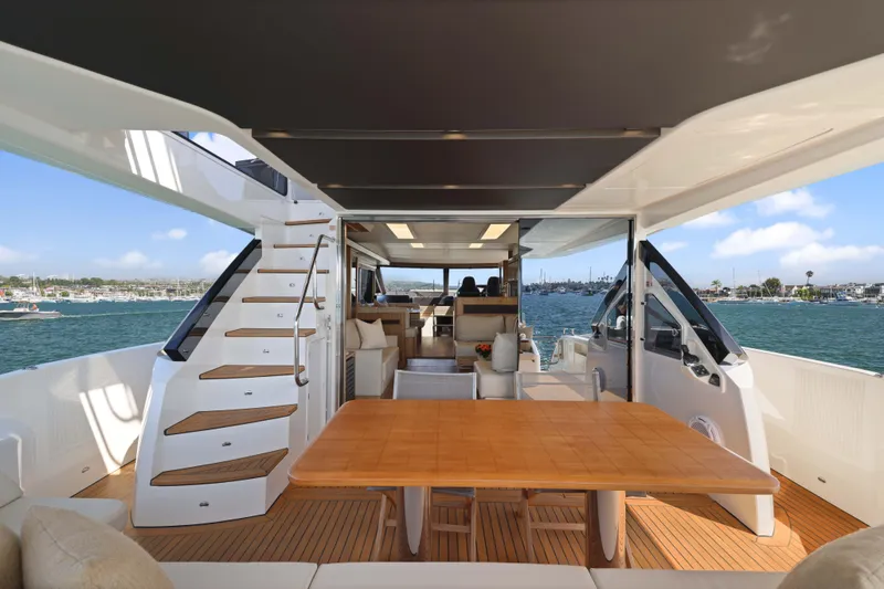 Slide: The Image of Absolute Fly Co Ownership 2015 - 64