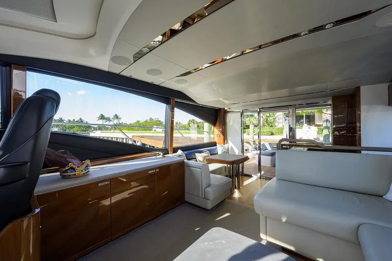 Slide: The Image of Princess 60 SB Mulligan - Salon - 39