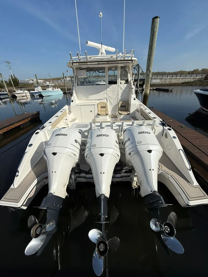 Slide: The Image of Boston Whaler 325 Conquest 2020 - 64