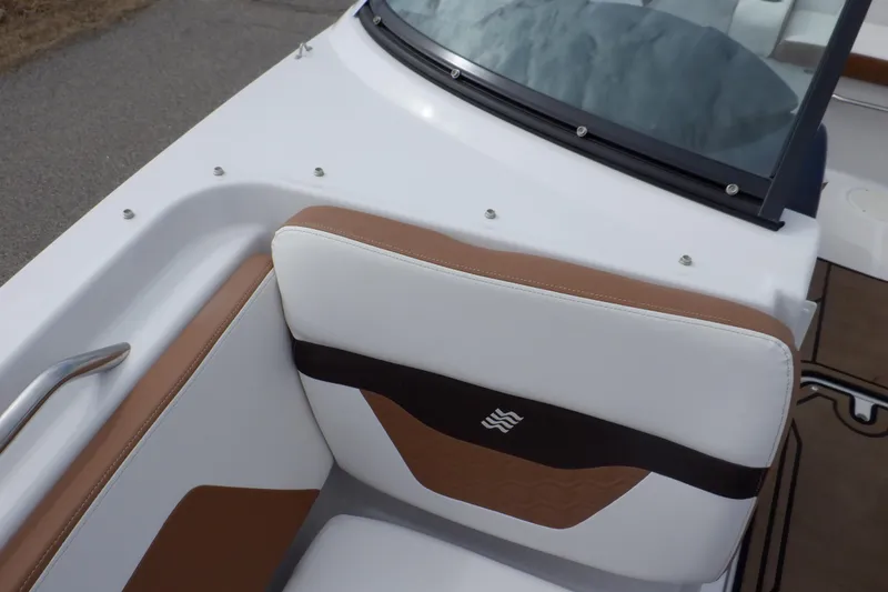 Slide: The Image of Four Winns HD200 2018 - 71