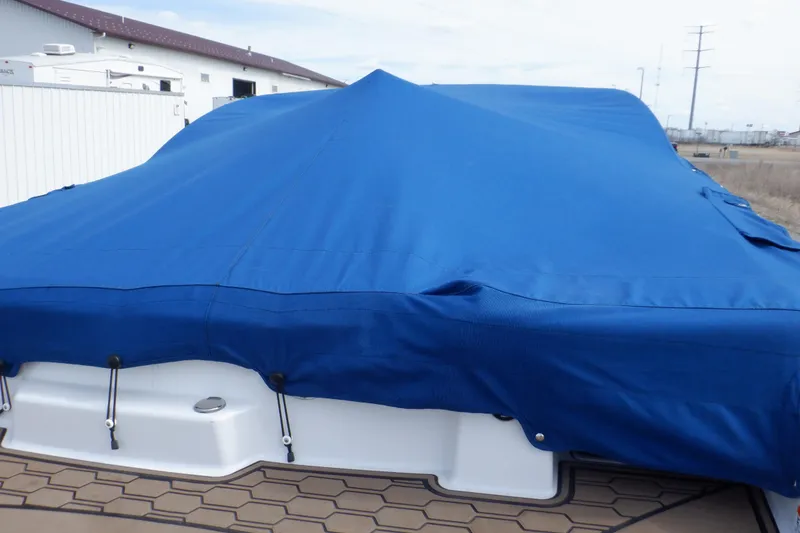 Slide: The Image of Four Winns HD200 2018 - 76