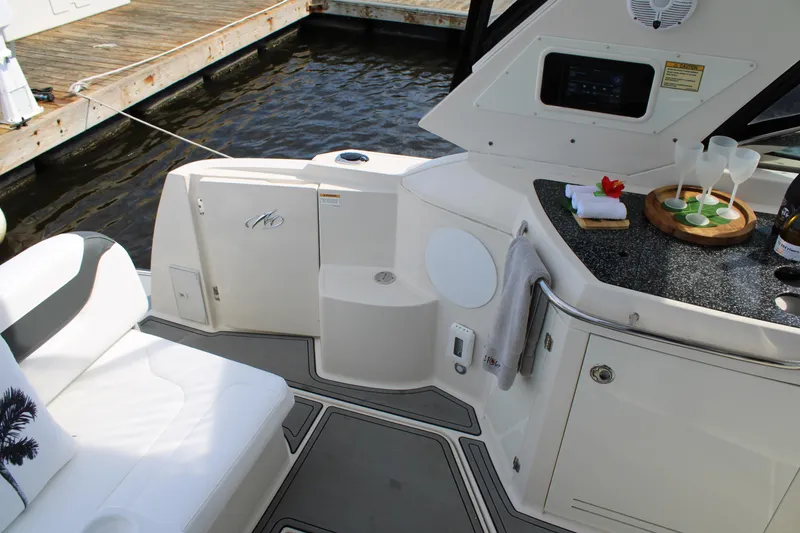 Slide: The Image of Monterey 340 Sport Yacht 2013 - 57