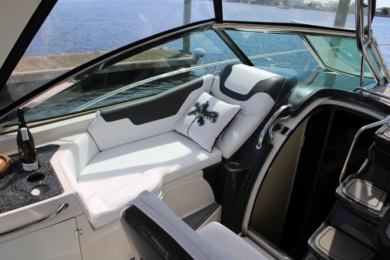 Slide: The Image of Monterey 340 Sport Yacht 2013 - 58