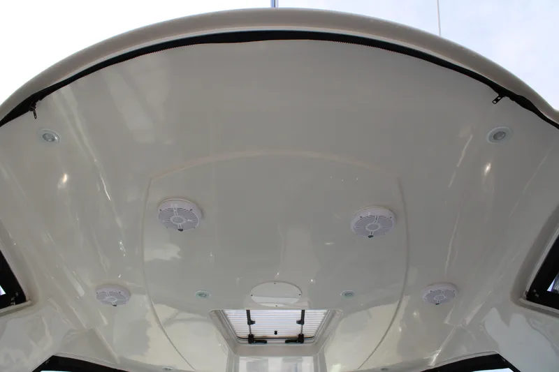 Slide: The Image of Monterey 340 Sport Yacht 2013 - 67