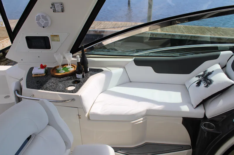 Slide: The Image of Monterey 340 Sport Yacht 2013 - 72