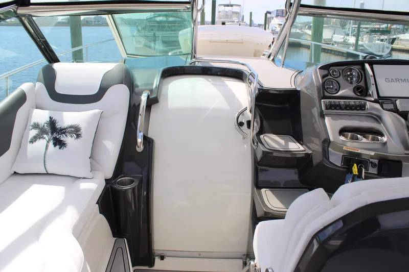 Slide: The Image of Monterey 340 Sport Yacht 2013 - 73