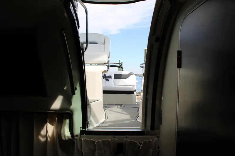 Slide: The Image of Monterey 340 Sport Yacht 2013 - 87