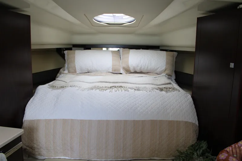 Slide: The Image of Monterey 340 Sport Yacht 2013 - 94