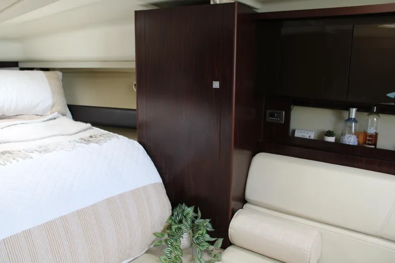 Slide: The Image of Monterey 340 Sport Yacht 2013 - 95