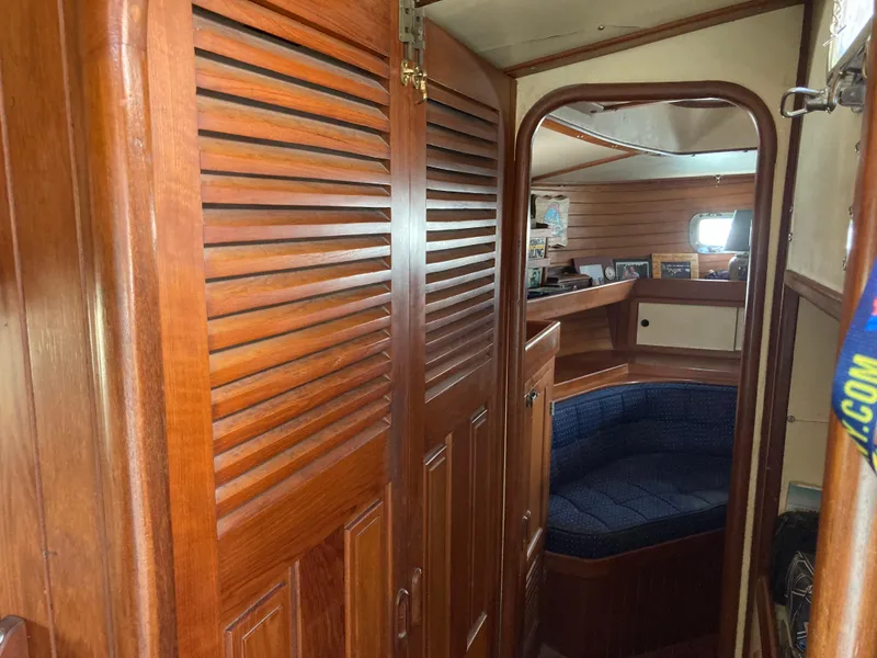 Slide: The Image of Nantucket 33 1984 - 60