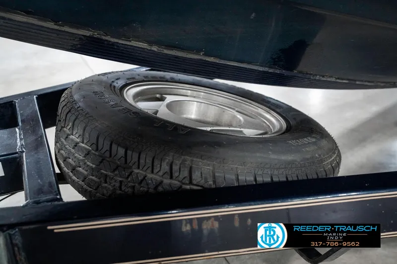 Slide: The Image of Triton Tr 20 1999 - 53