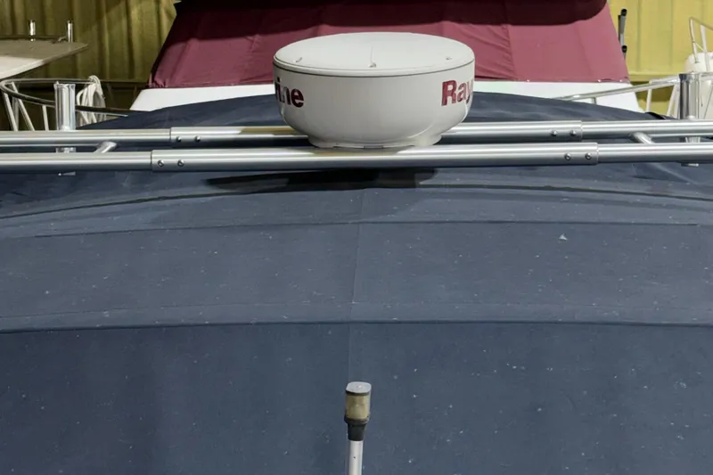 Slide: The Image of Sea Ray 340 Express Cruiser 1986 - 24