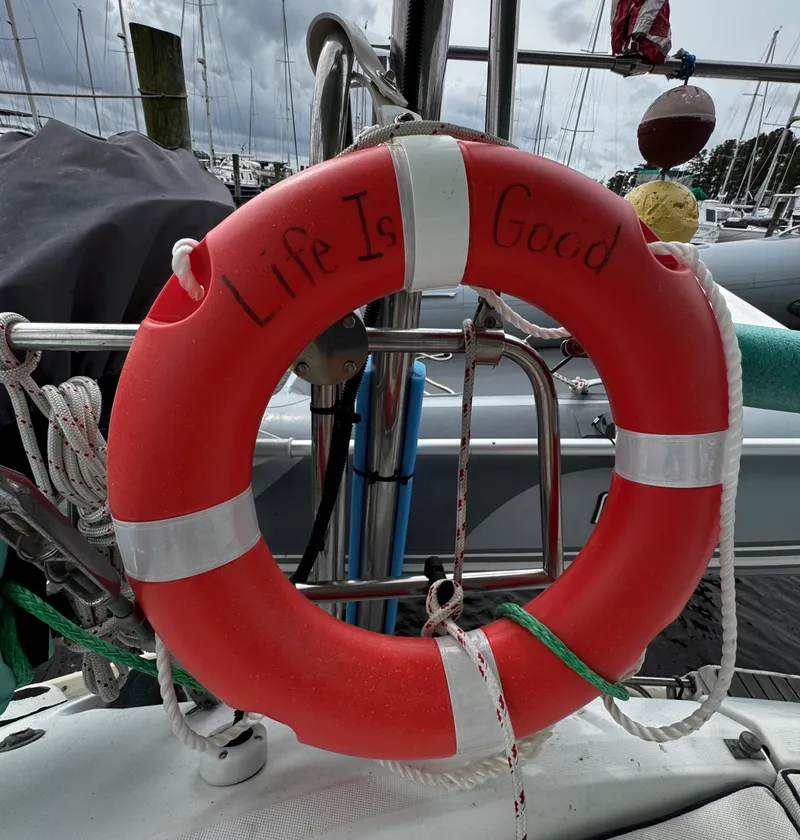 Slide: The Image of 1994 Beneteau Moorings 40.5 - 24