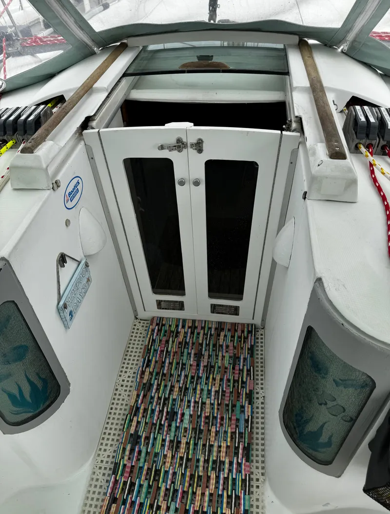 Slide: The Image of 1994 Beneteau Moorings 40.5 - 43