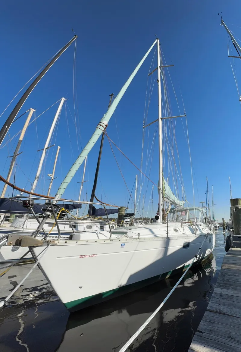 Slide: The Image of Beneteau 40 1994 - 5