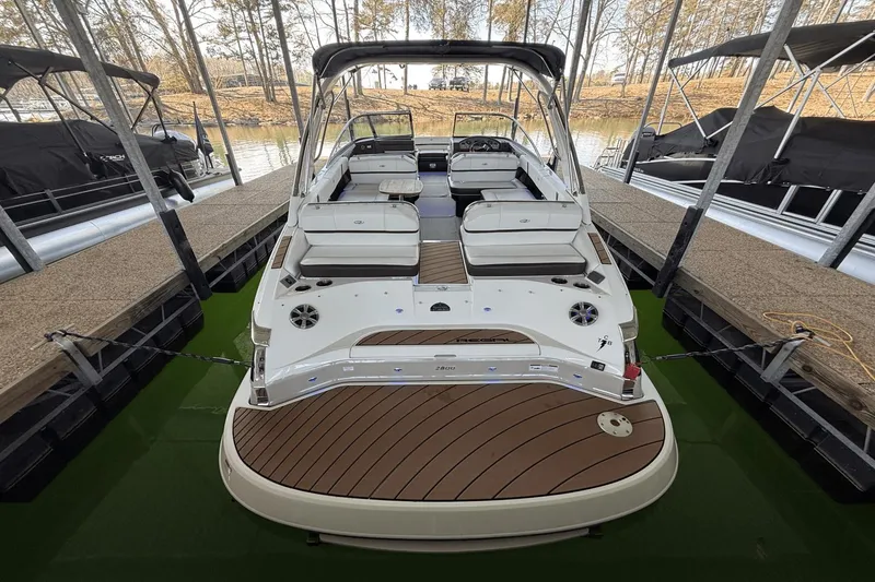 Slide: The Image of Regal 2800 2016 - 10