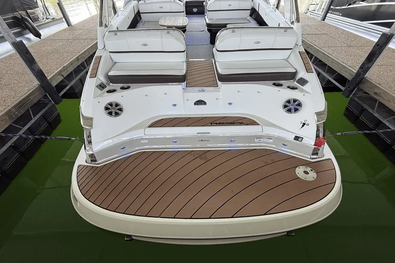 Slide: The Image of Regal 2800 2016 - 11