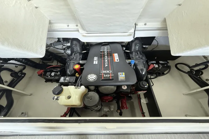 Slide: The Image of Regal 2800 2016 - 34