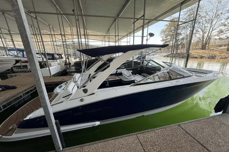 Slide: The Image of Regal 2800 2016 - 4