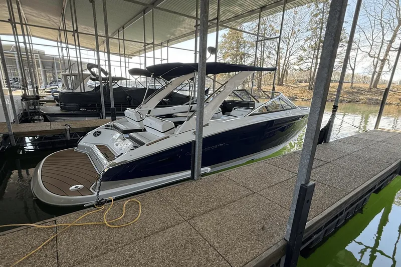 Slide: The Image of Regal 2800 2016 - 5