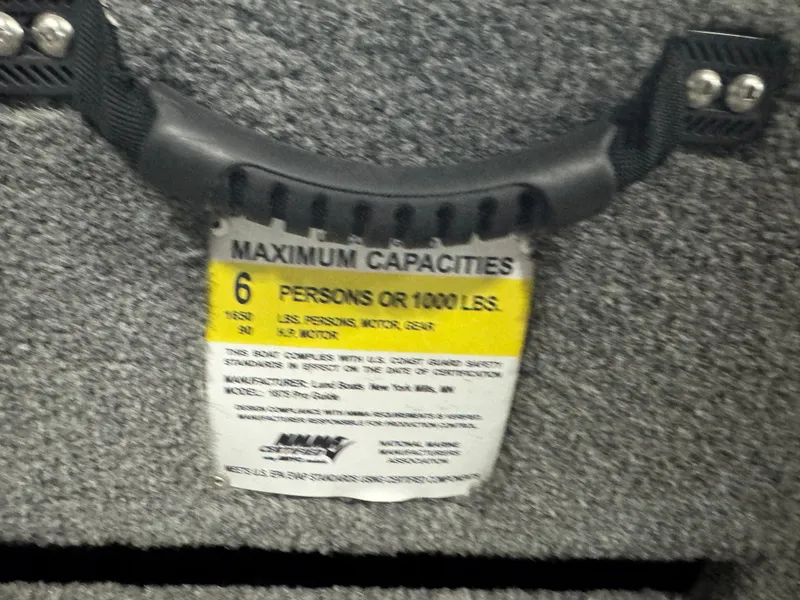 Slide: The Image of 2016 Lund 1875 Pro Guide capacity label, 6 persons or 1000 lbs. - 12