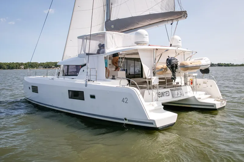 Slide: The Image of Lagoon 42 2017 - 73