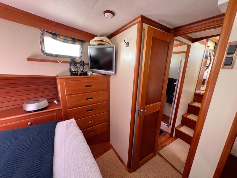 Slide: The Image of Owners Stateroom Starboard - 37
