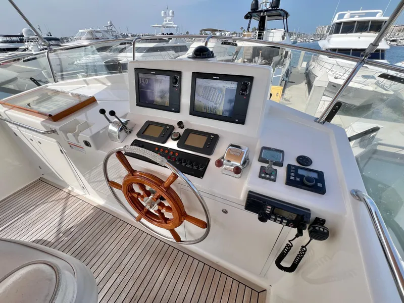 Slide: The Image of Flybridge Helm 2 - 53