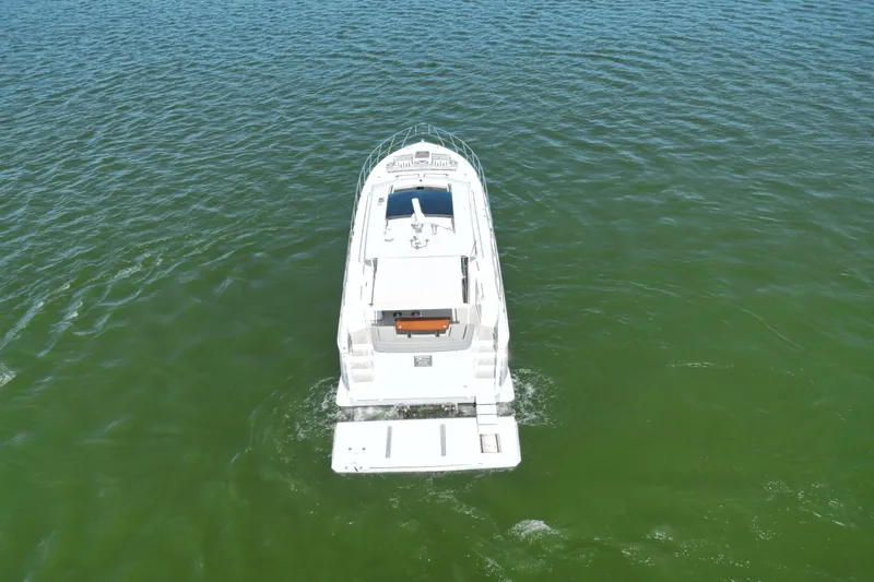 Slide: The Image of Cruisers Yachts 54 Cantius 2022 - 25