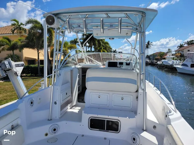 Slide: The Image of 2000 Pro-Line 30 Walkaround for sale in Hypoluxo, FL - 15