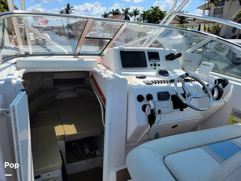 Slide: The Image of 2000 Pro-Line 30 Walkaround for sale in Hypoluxo, FL - 19