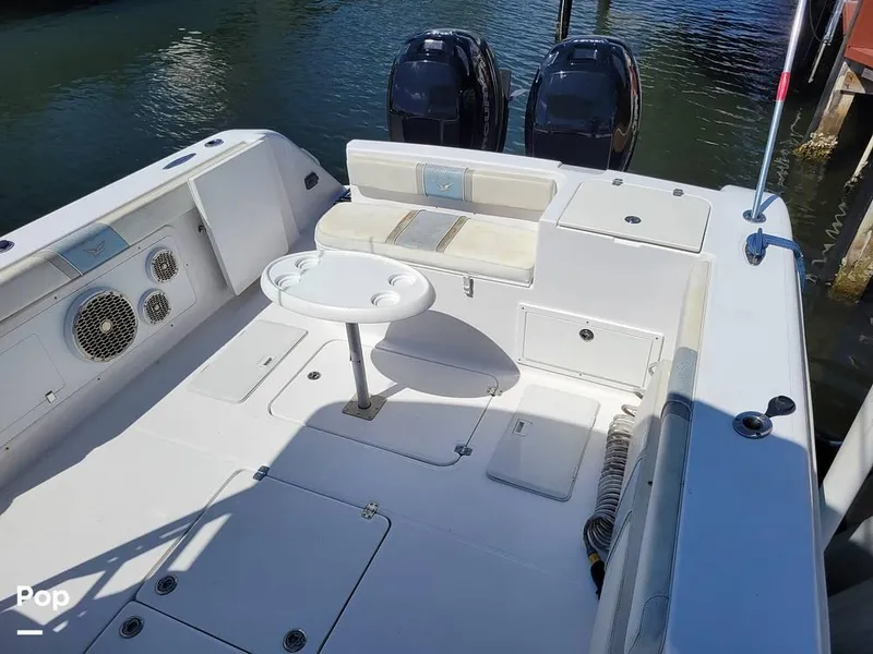 Slide: The Image of 2000 Pro-Line 30 Walkaround for sale in Hypoluxo, FL - 31